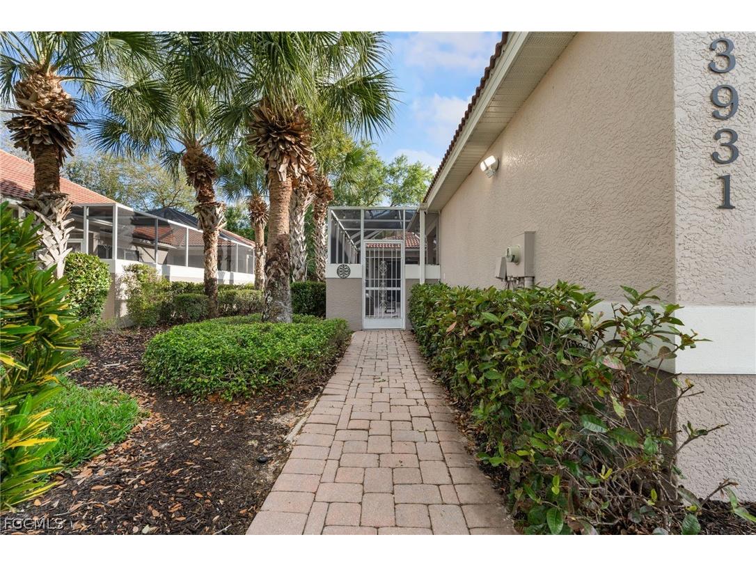 3931 Recreation Lane Naples FL 34116 2026013960 image2