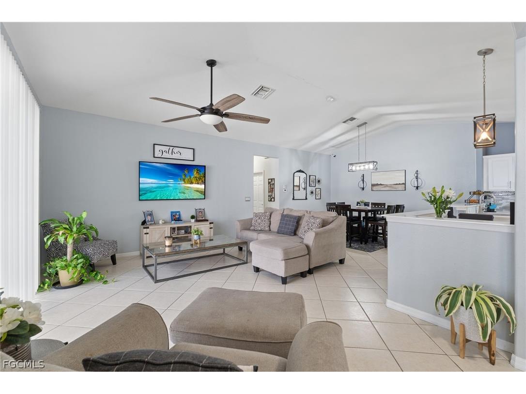 3931 Recreation Lane Naples FL 34116 2026013960 image4