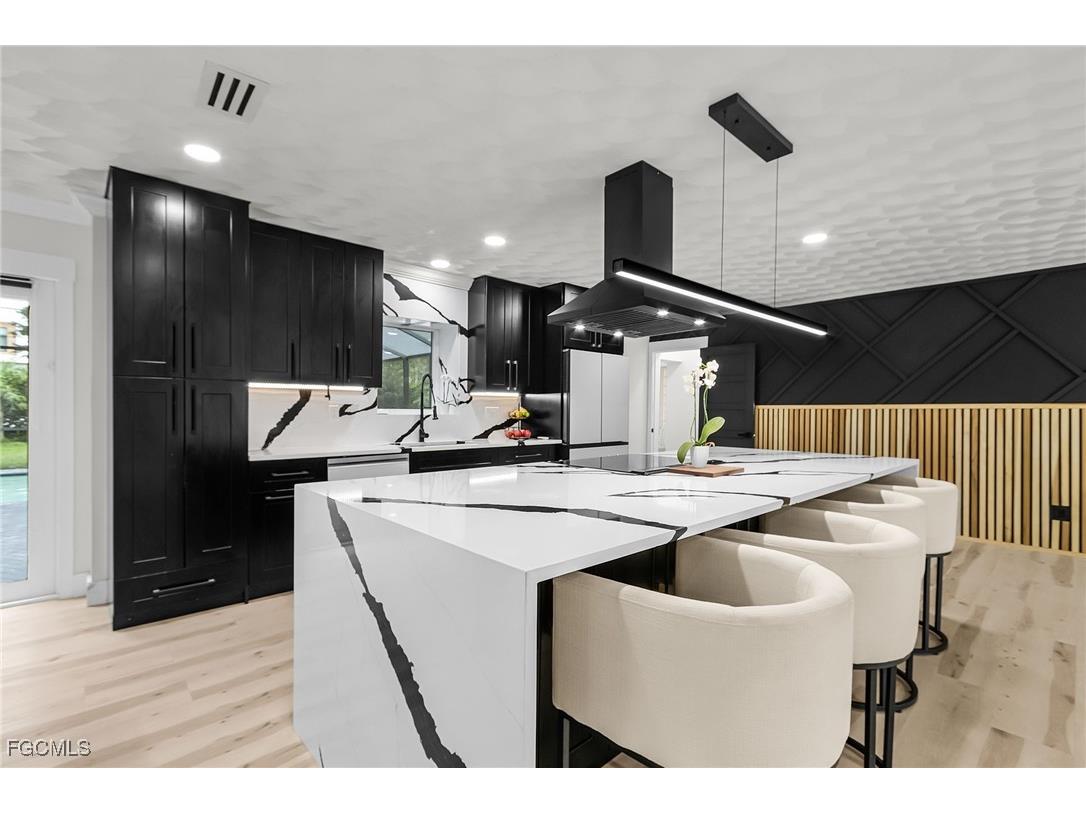 3931 W Riverside Drive Fort Myers FL 33901 2025009823 image11