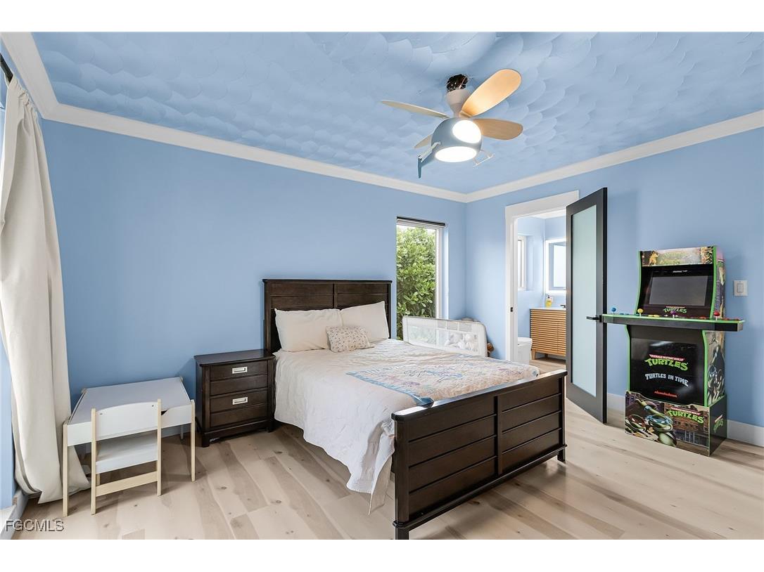 3931 W Riverside Drive Fort Myers FL 33901 2025009823 image18