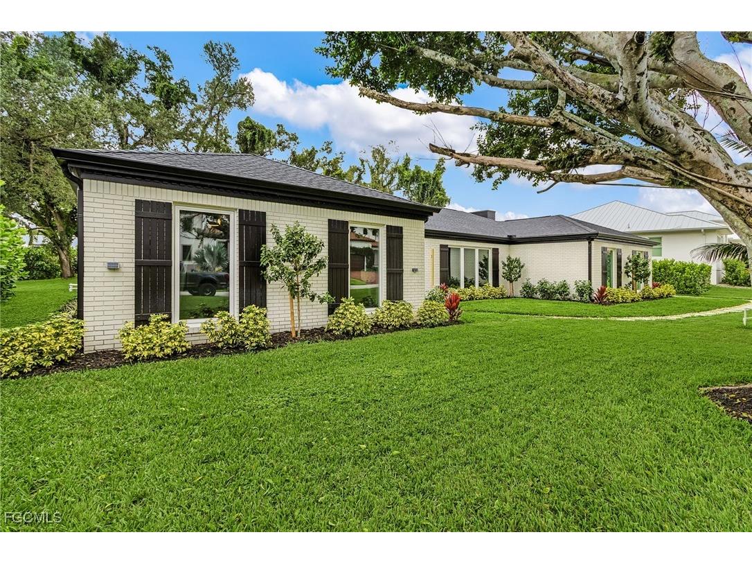 3931 W Riverside Drive Fort Myers FL 33901 2025009823 image2