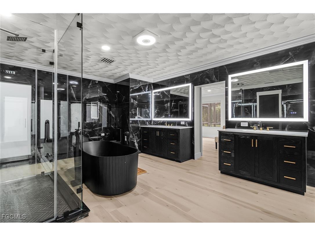 3931 W Riverside Drive Fort Myers FL 33901 2025009823 image28