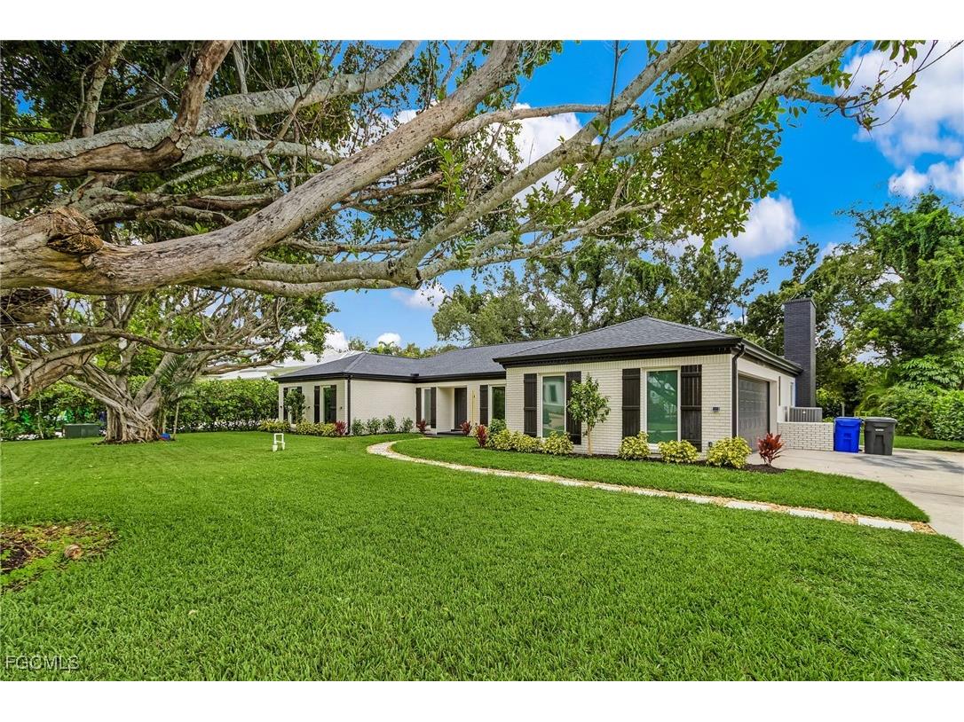 3931 W Riverside Drive Fort Myers FL 33901 2025009823 image3