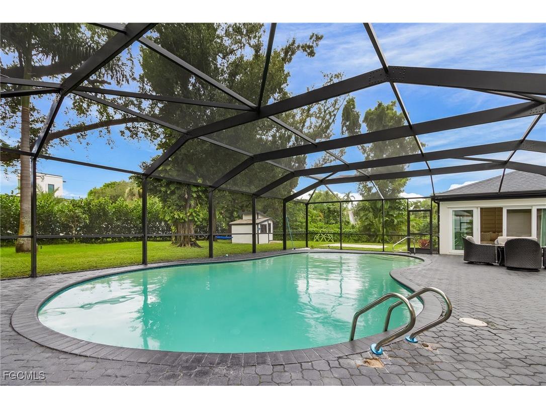 3931 W Riverside Drive Fort Myers FL 33901 2025009823 image31