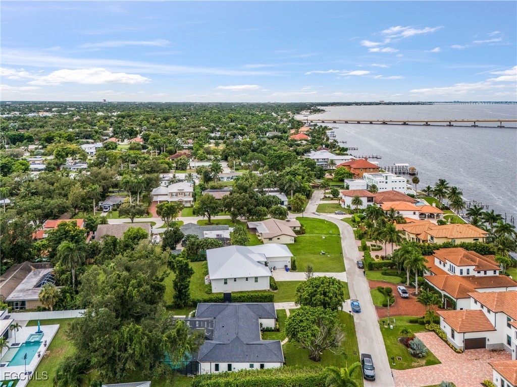 3931 W Riverside Drive Fort Myers FL 33901 2025009823 image40