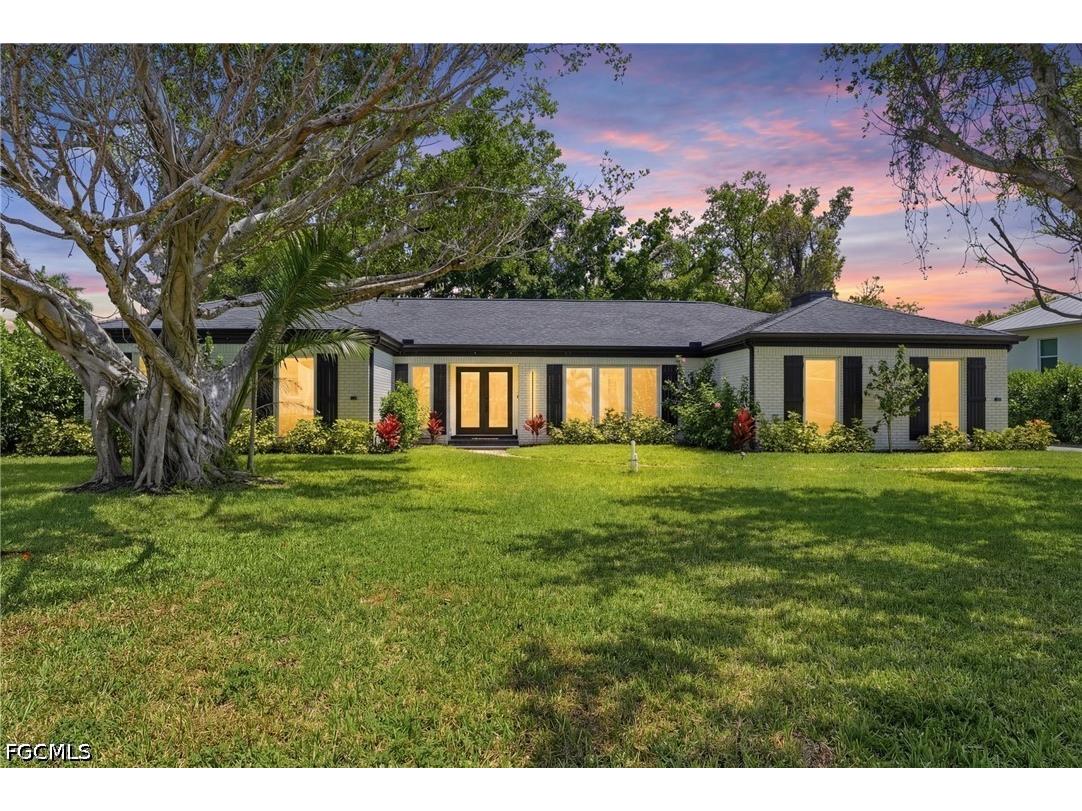 3931 W Riverside Drive Fort Myers FL 33901 2026014512 image1