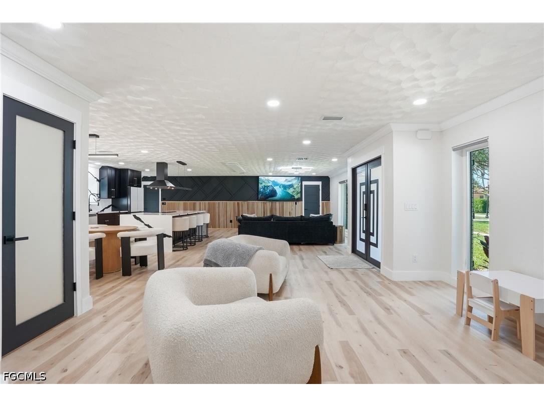 3931 W Riverside Drive Fort Myers FL 33901 2026014512 image17