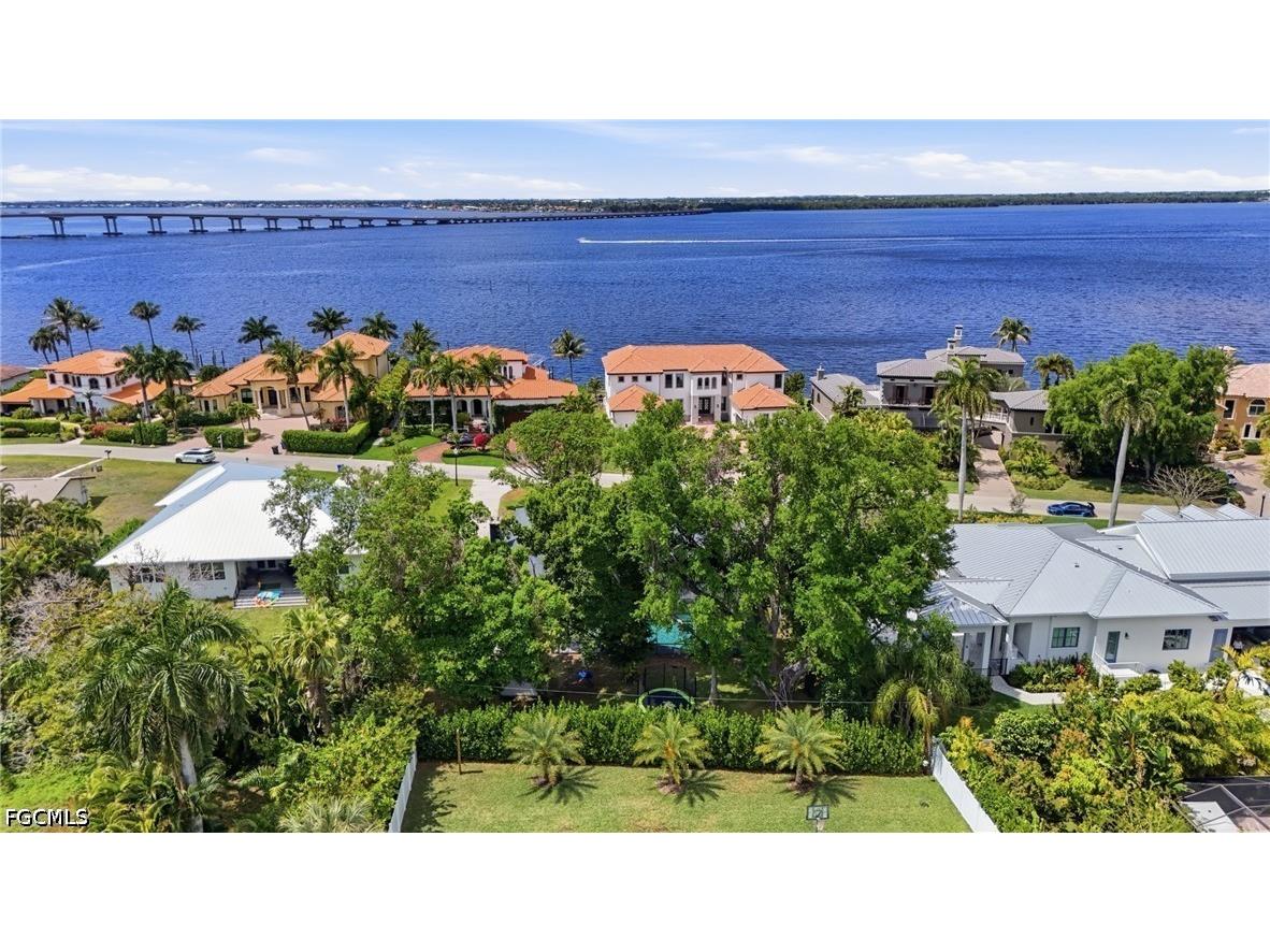 3931 W Riverside Drive Fort Myers FL 33901 2026014512 image6