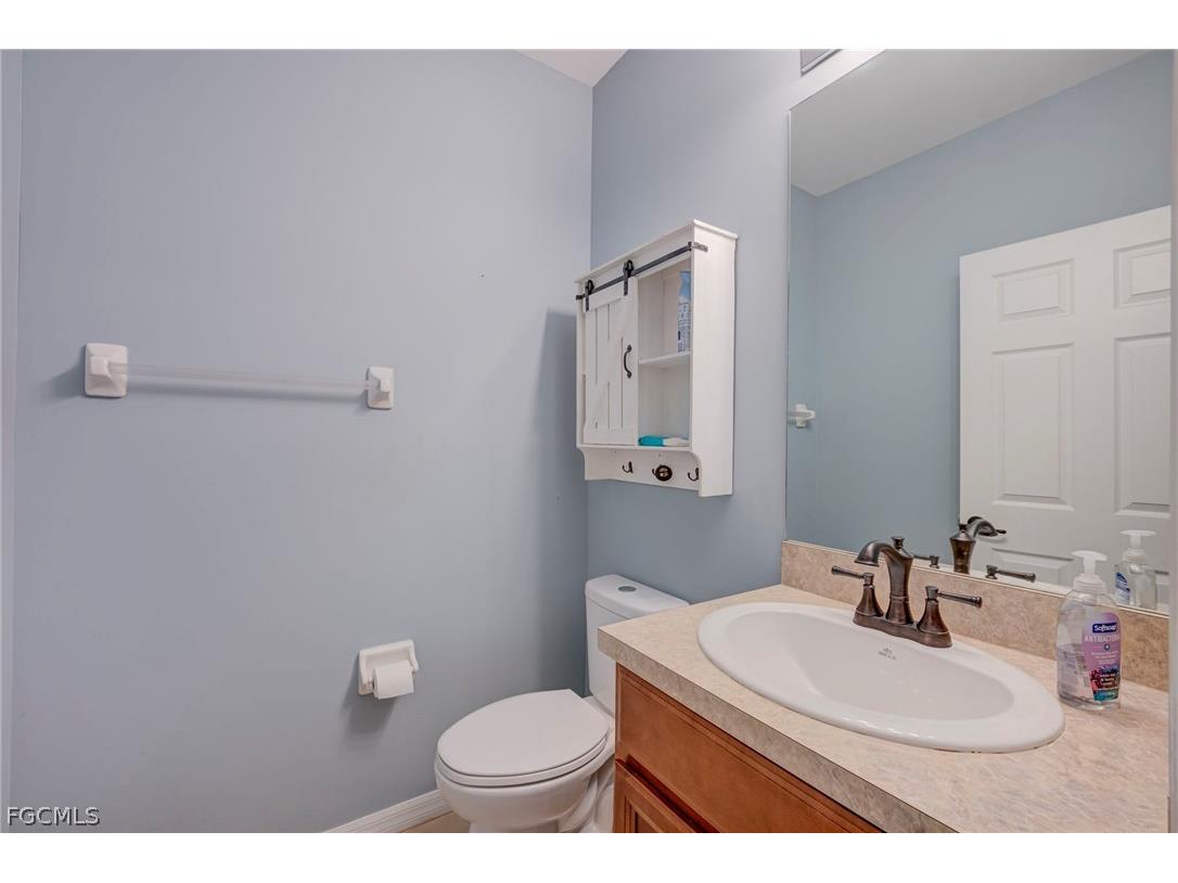 3935 Cherrybrook Loop Fort Myers FL 33966 2026009168 image10
