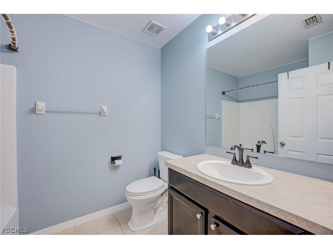 3935 Cherrybrook Loop Fort Myers FL 33966 2026009168 image19