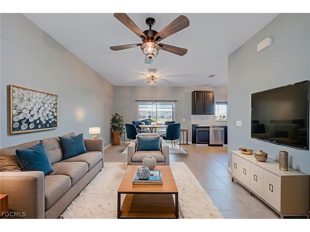 3935 Cherrybrook Loop Fort Myers FL 33966 2026009168 image2