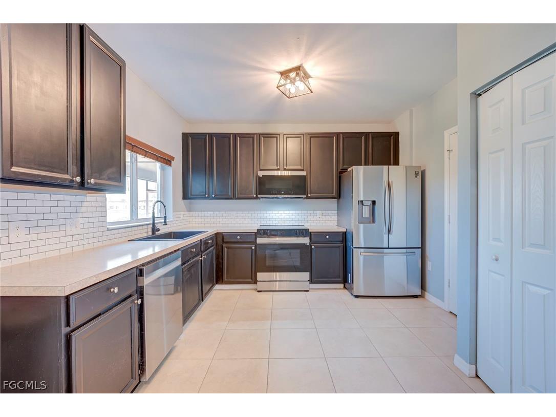 3935 Cherrybrook Loop Fort Myers FL 33966 2026009168 image7