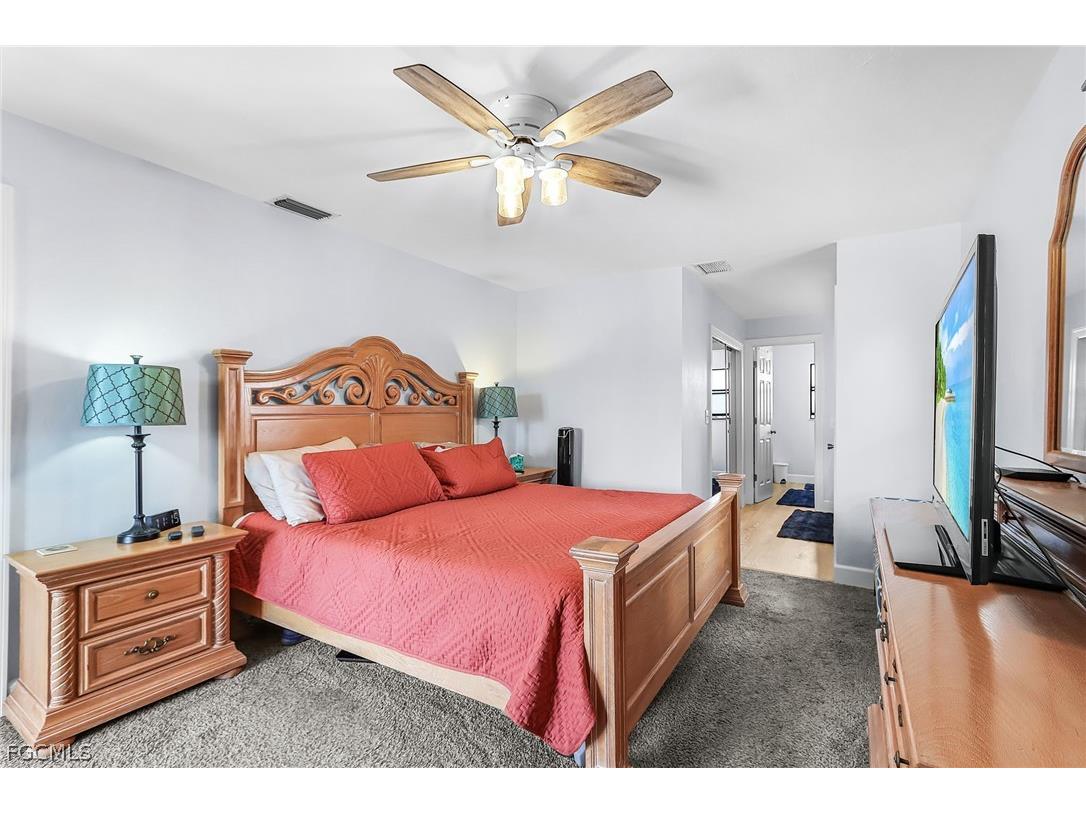 3935 Country Club Boulevard #17 Cape Coral FL 33904 2026012823 image18