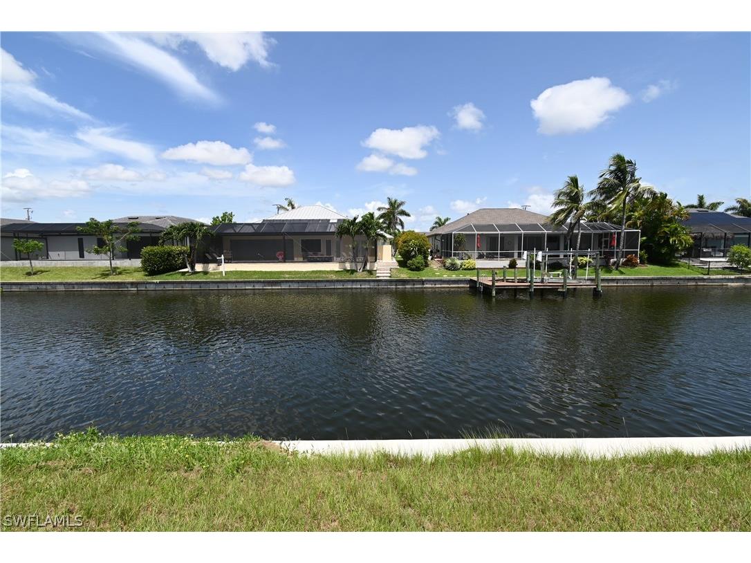 3935 SW 17th Place Cape Coral FL 33914 224057341 image1