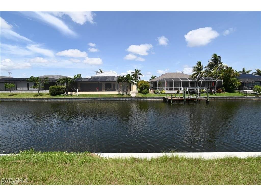 3935 SW 17th Place Cape Coral FL 33914 224102808 image1