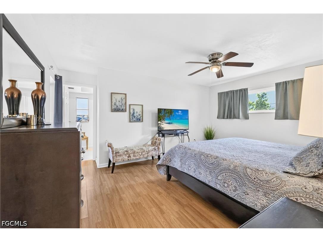 3937 SE 9th Court Cape Coral FL 33904 2026027843 image20