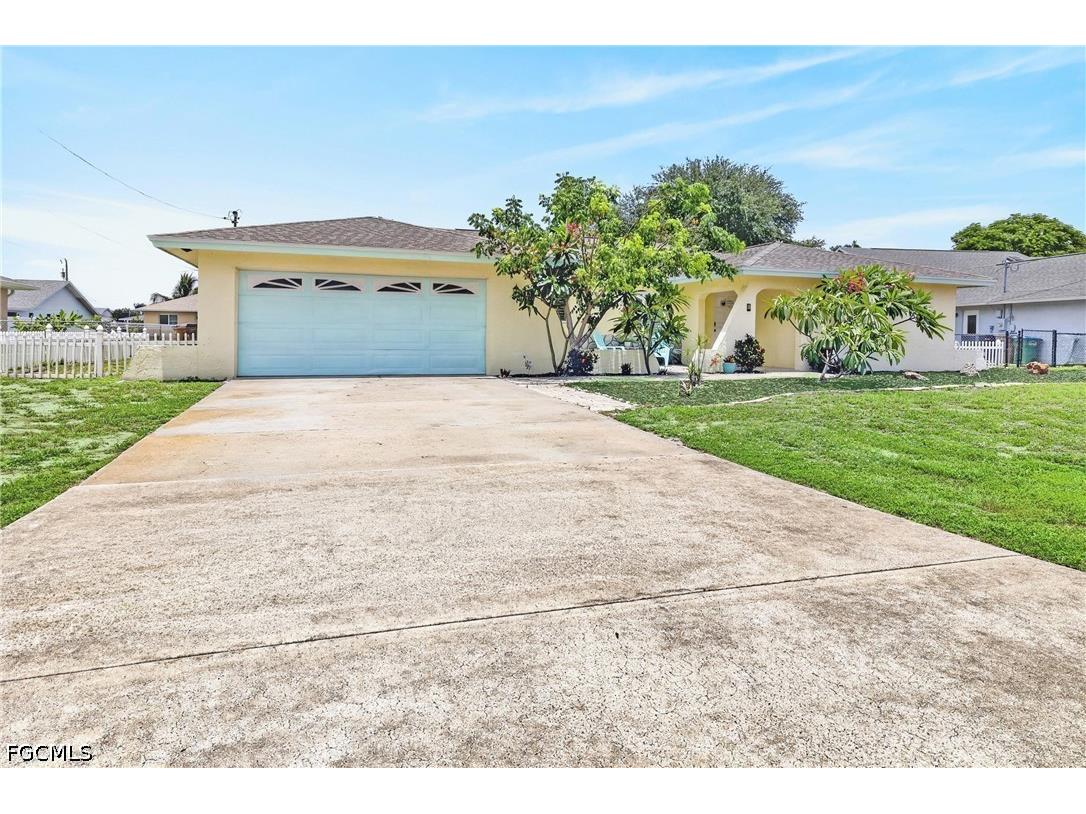 3937 SE 9th Court Cape Coral FL 33904 2026027843 image3