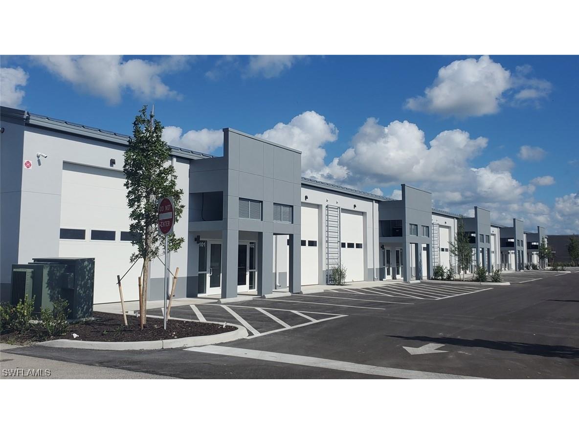 3939 Tollhouse Drive #103 Naples FL 34114 223013021 image1