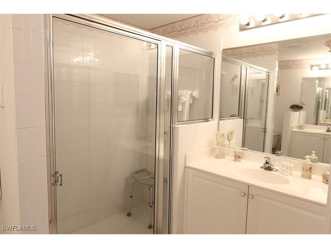 3940 Loblolly Bay Drive #2-104 Naples FL 34114 225075948 image12