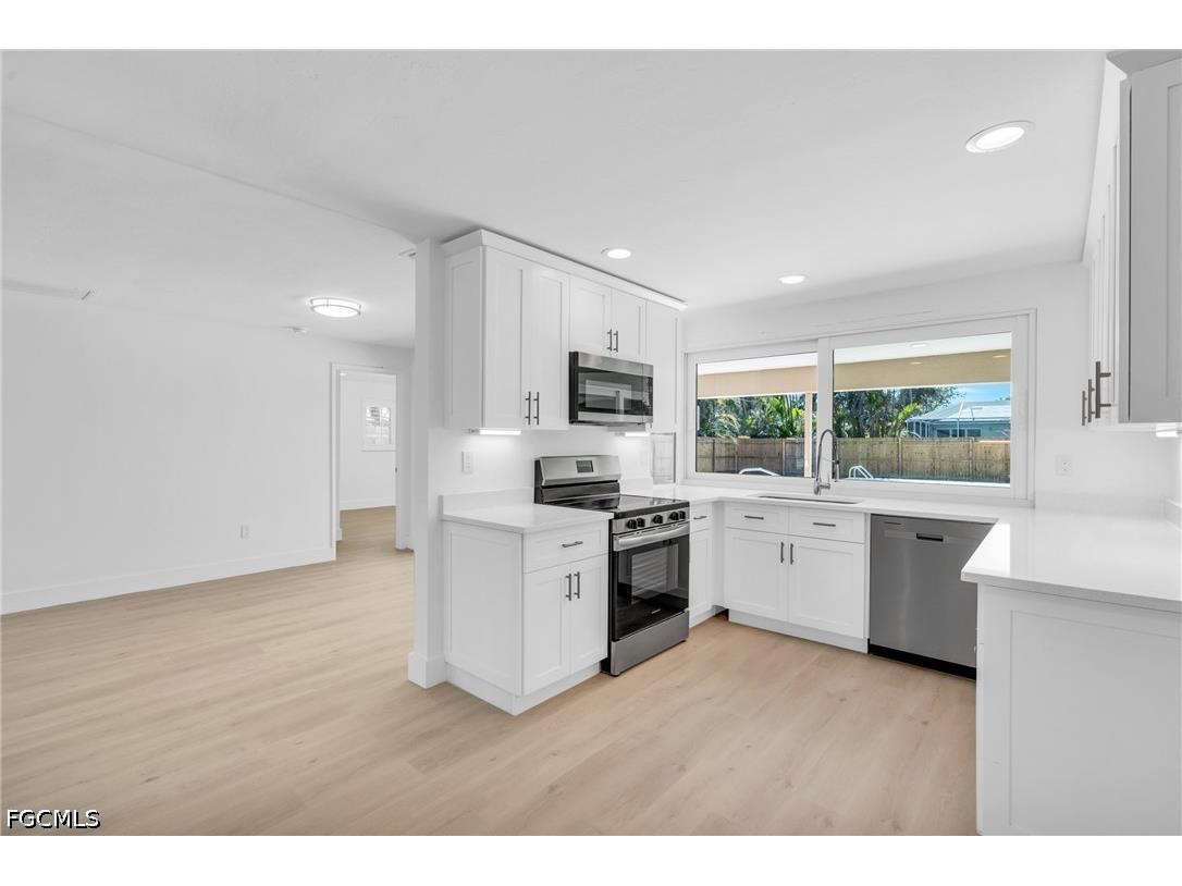 3941 Coquina Drive Sanibel FL 33957 2026017268 image10