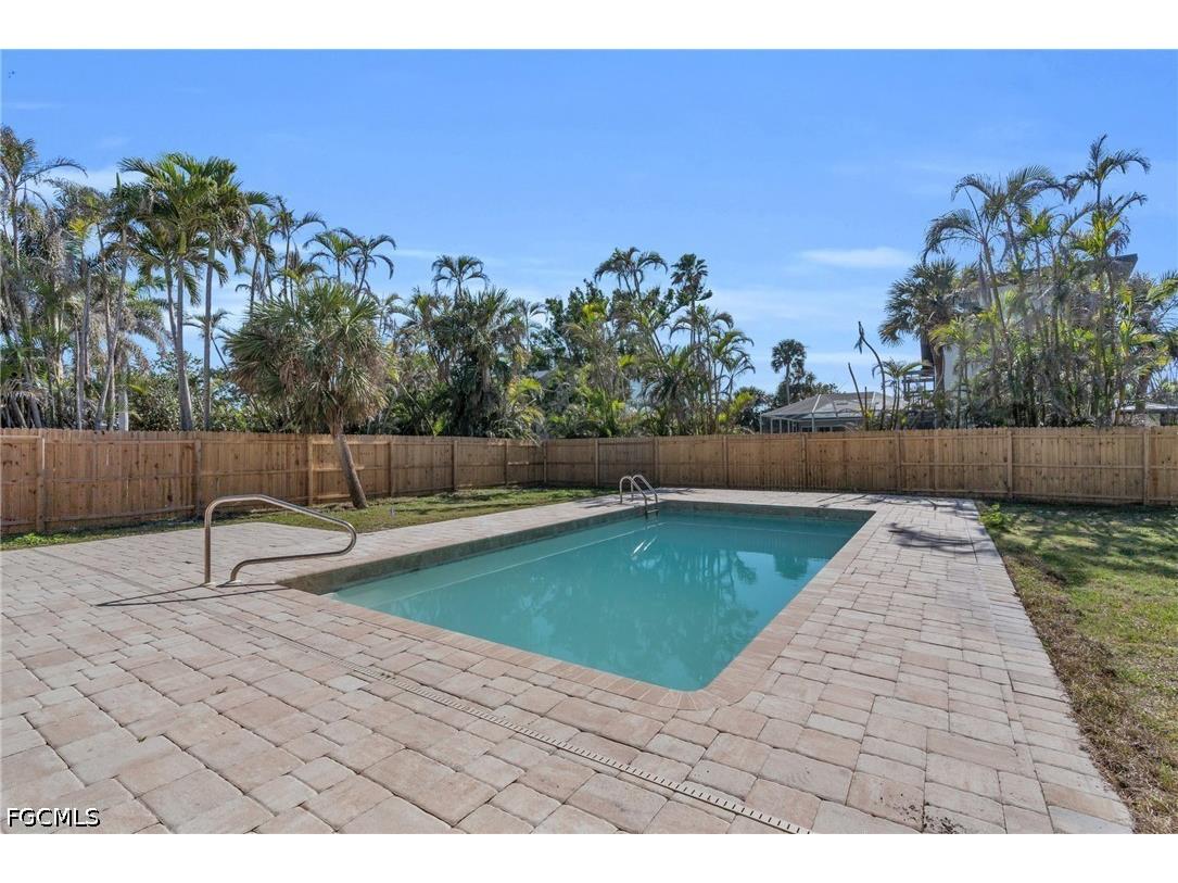 3941 Coquina Drive Sanibel FL 33957 2026017268 image14