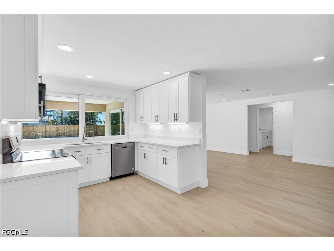 3941 Coquina Drive Sanibel FL 33957 2026017268 image17
