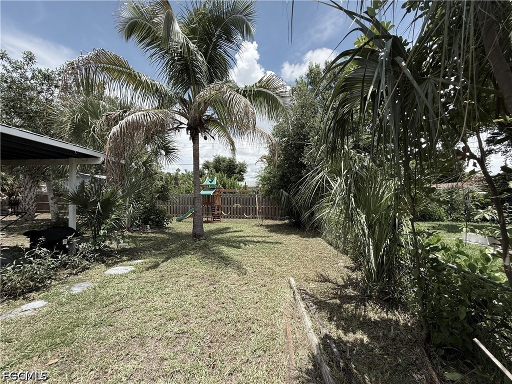 3941 Maxine Street Fort Myers FL 33901 2026026390 image10