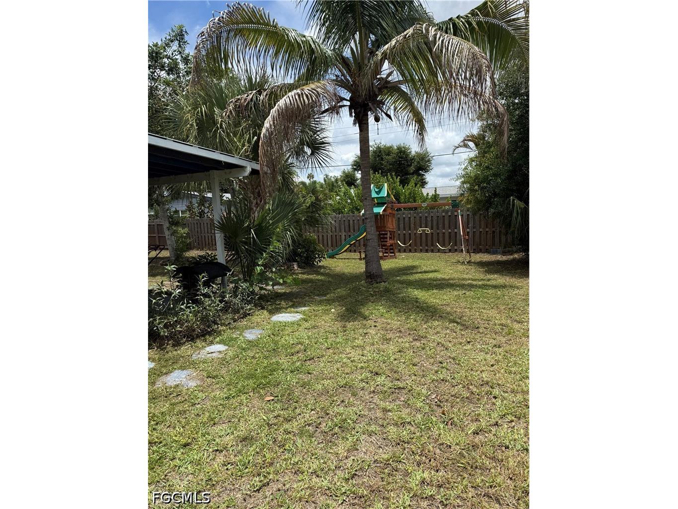 3941 Maxine Street Fort Myers FL 33901 2026026390 image18