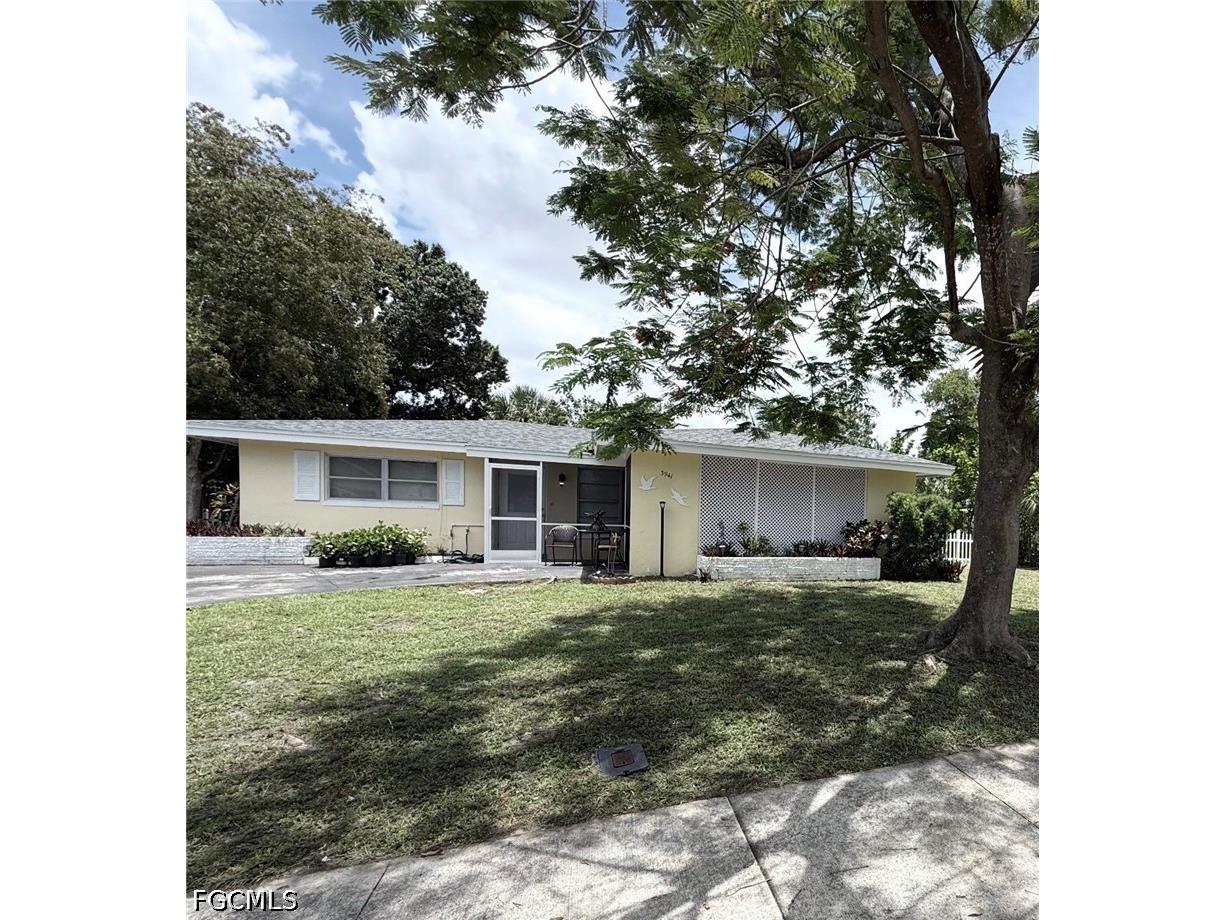 3941 Maxine Street Fort Myers FL 33901 2026026390 image25