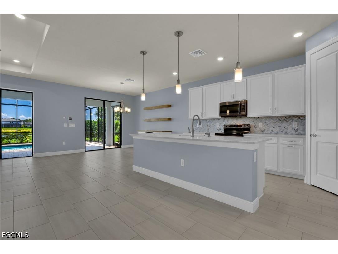 3943 Black Eagle Lane Fort Myers FL 33966 2026027432 image10