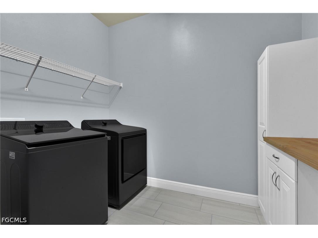 3943 Black Eagle Lane Fort Myers FL 33966 2026027432 image29