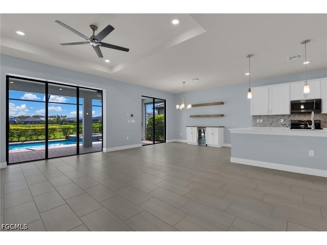 3943 Black Eagle Lane Fort Myers FL 33966 2026027432 image4