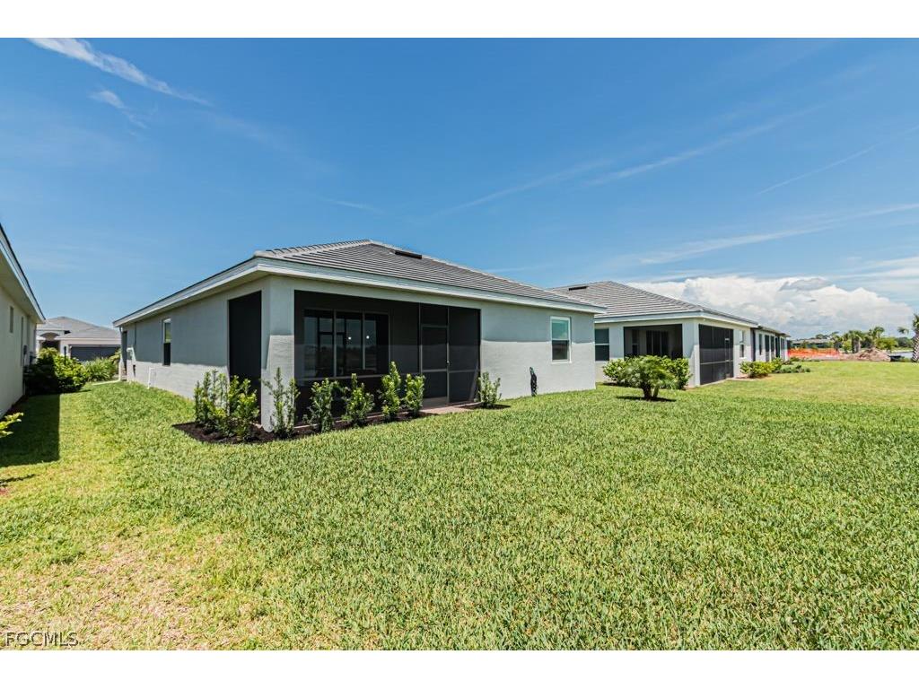 3943 E Hampton Circle Alva FL 33920 2026009071 image10