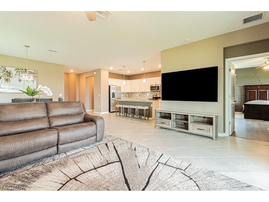 3943 E Hampton Circle Alva FL 33920 2026009071 image26