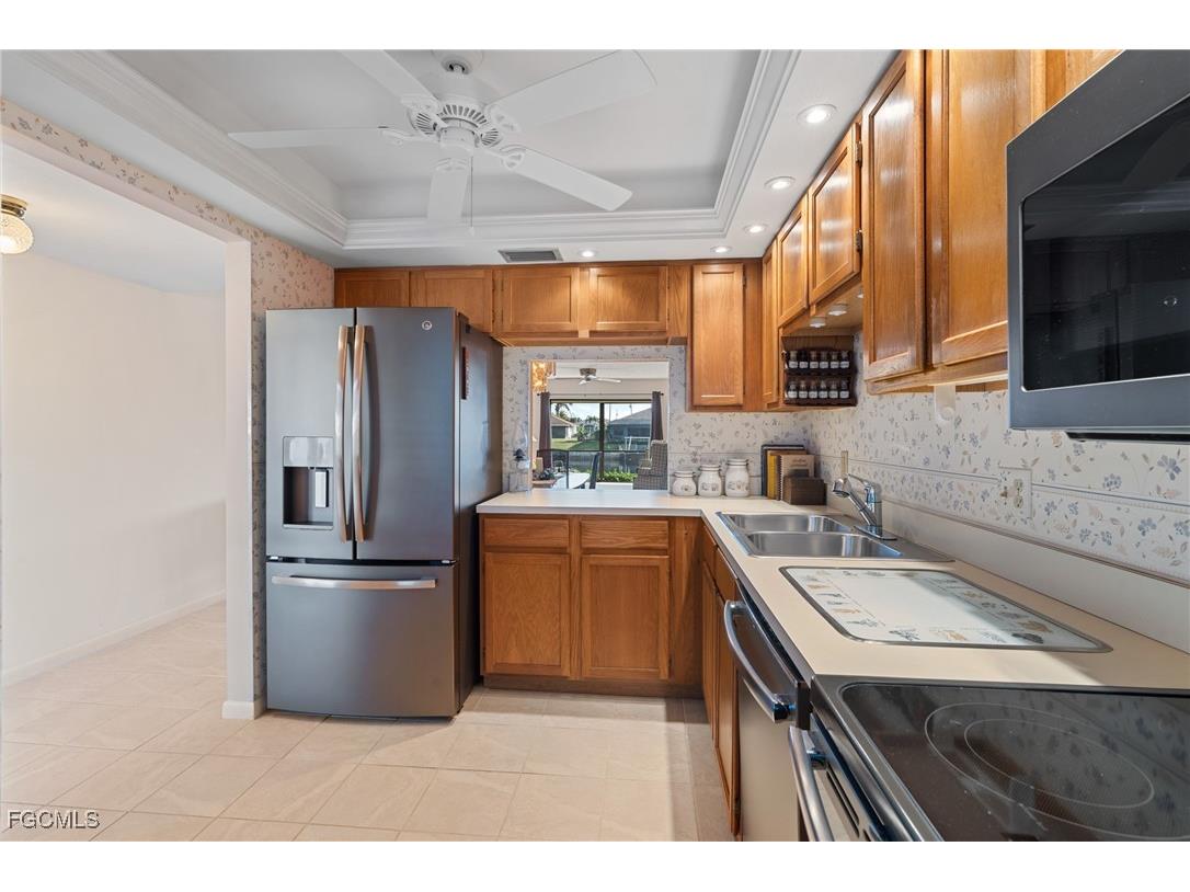 3943 SE 11th Place #105 Cape Coral FL 33904 2025018526 image11