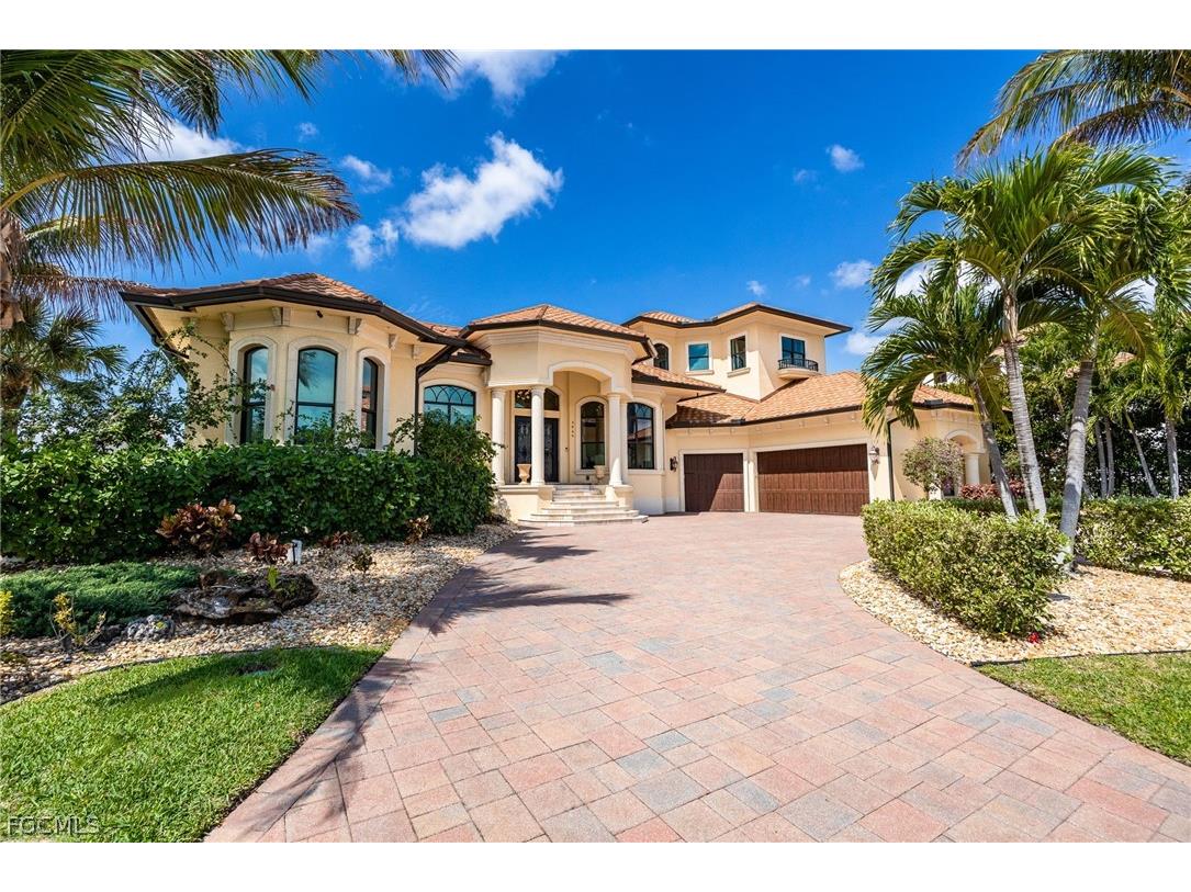 3944 W Riverside Drive Fort Myers FL 33901 2026012869 image1