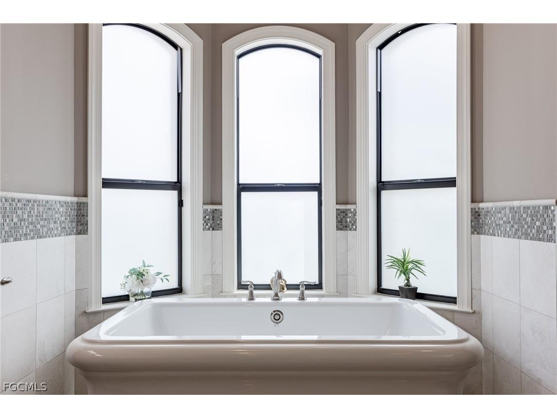 3944 W Riverside Drive Fort Myers FL 33901 2026012869 image17