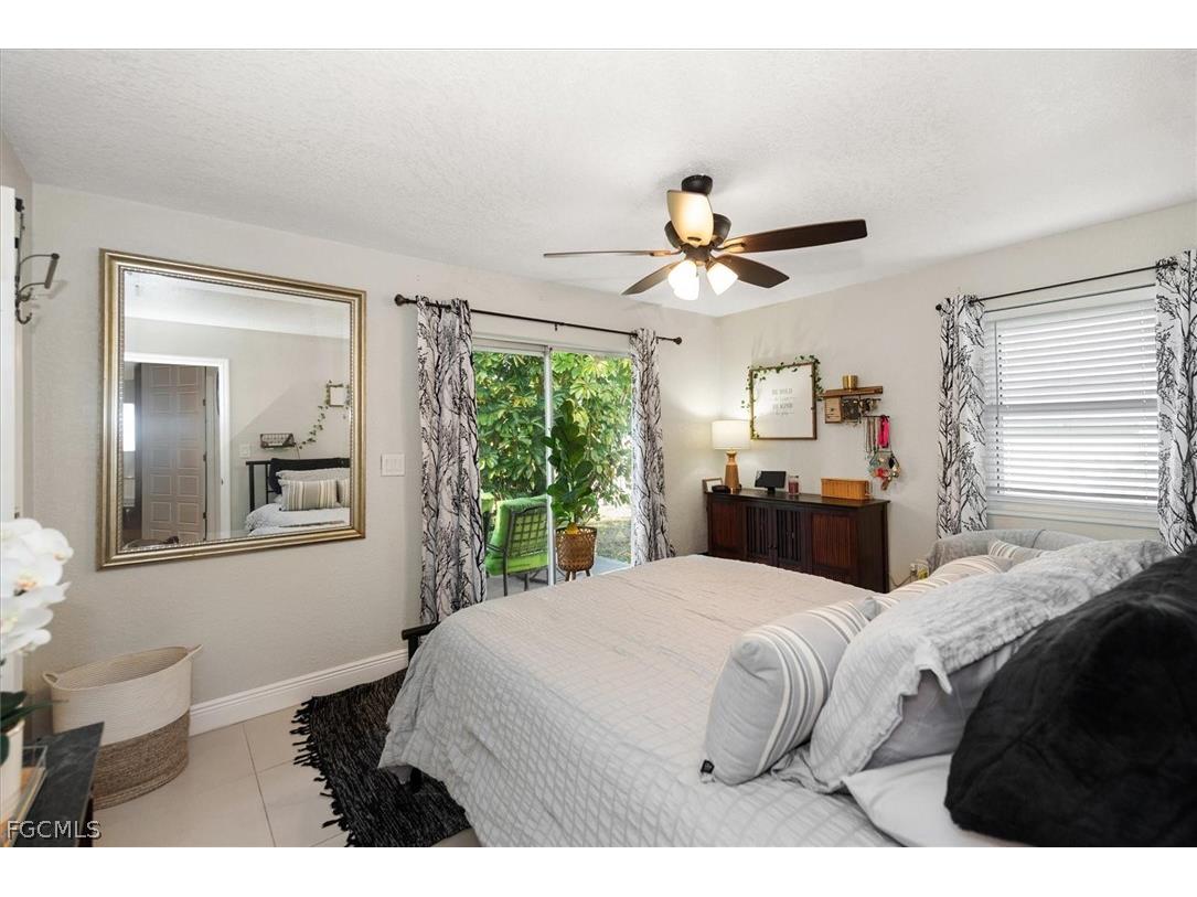 3945 Edgewood Avenue Fort Myers FL 33916 2026006705 image10