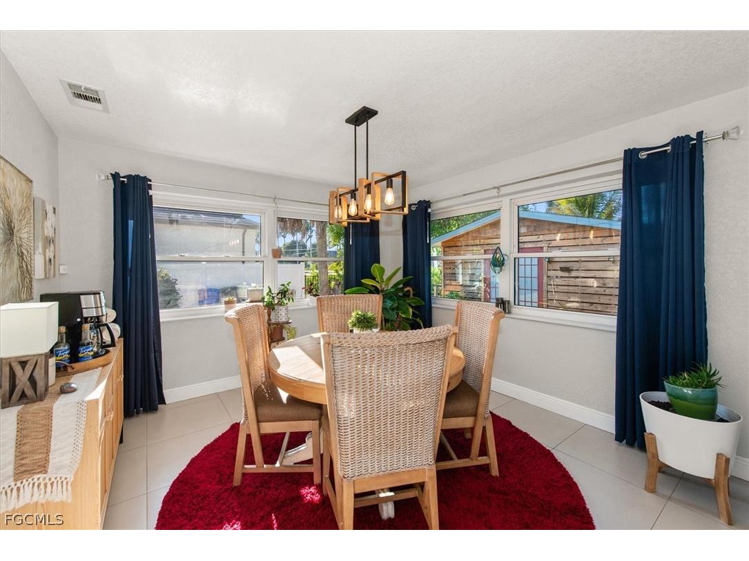 3945 Edgewood Avenue Fort Myers FL 33916 2026006705 image6