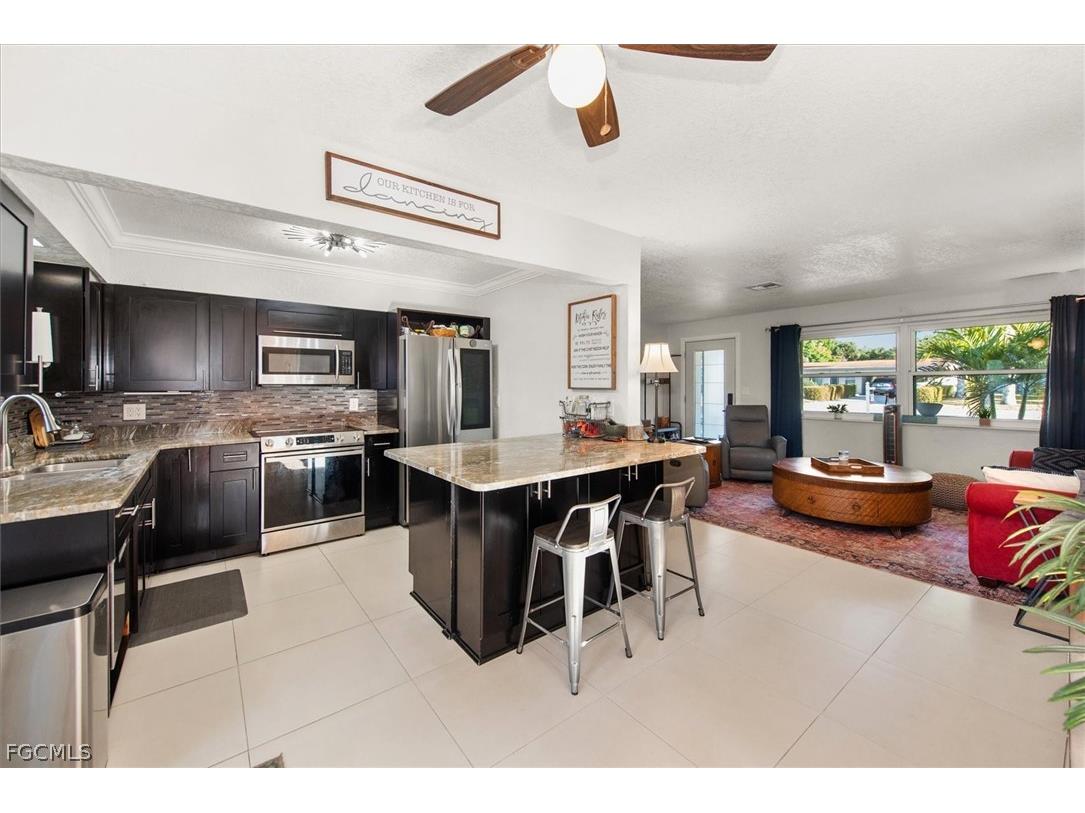 3945 Edgewood Avenue Fort Myers FL 33916 2026006705 image9