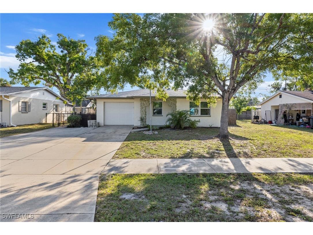 3945 La Palma Street Fort Myers FL 33901 225027897 image1