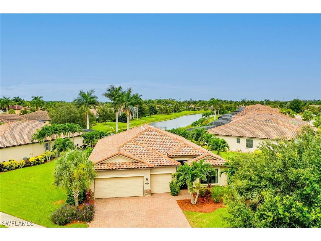 3945 Sapphire Way Naples FL 34114 223054648 image1