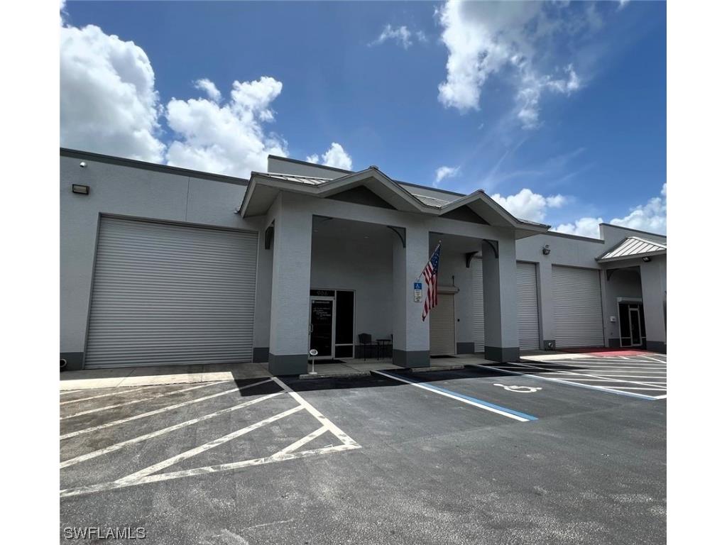 3945 Tollhouse Drive #907 Naples FL 34114 223060523 image1