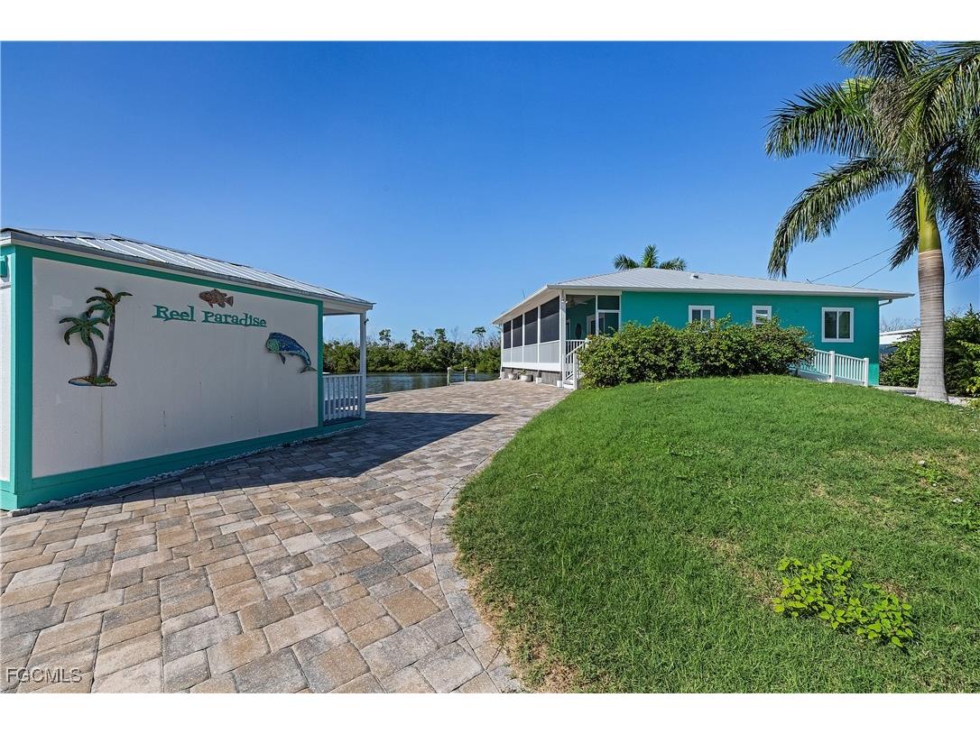 3947 Coconut Drive Saint James City FL 33956 2025016074 image25