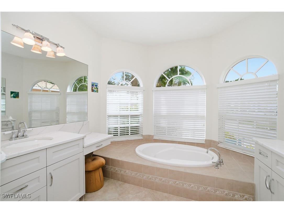 3948 Ruxton Road Naples FL 34116 225084577 image30