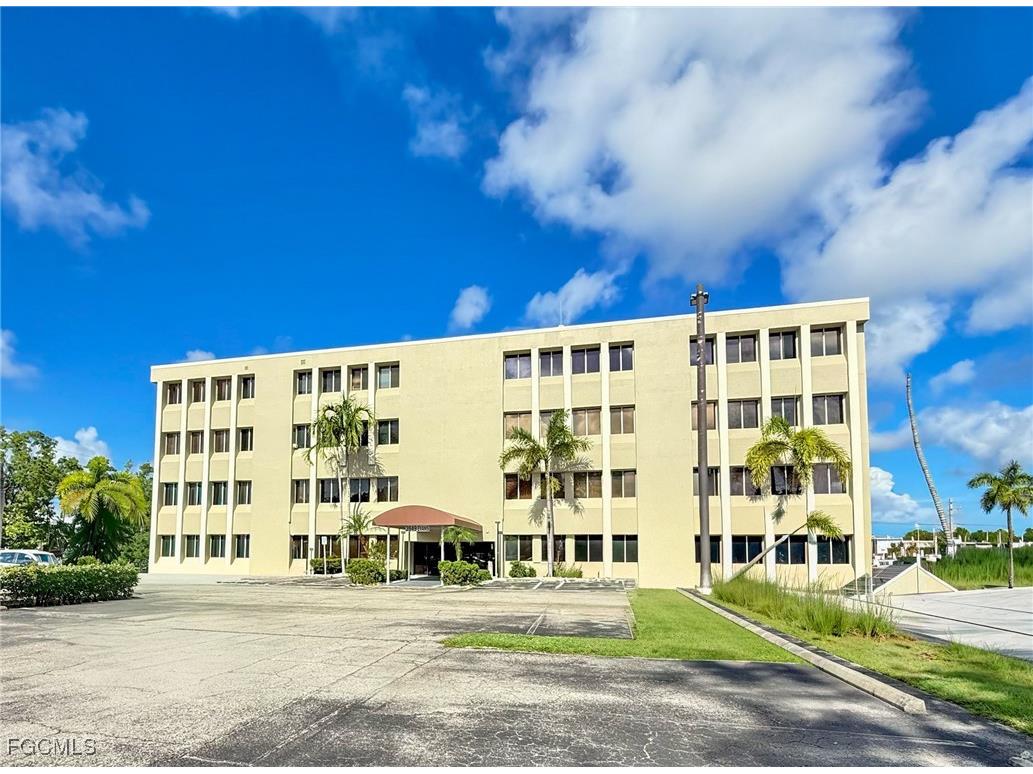 3949 Evans Avenue #201 & 202 Fort Myers FL 33901 2025005997 image1