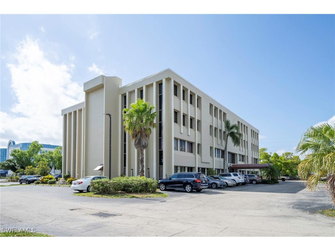 3949 Evans Avenue #302 Fort Myers FL 33901 225082906 image1