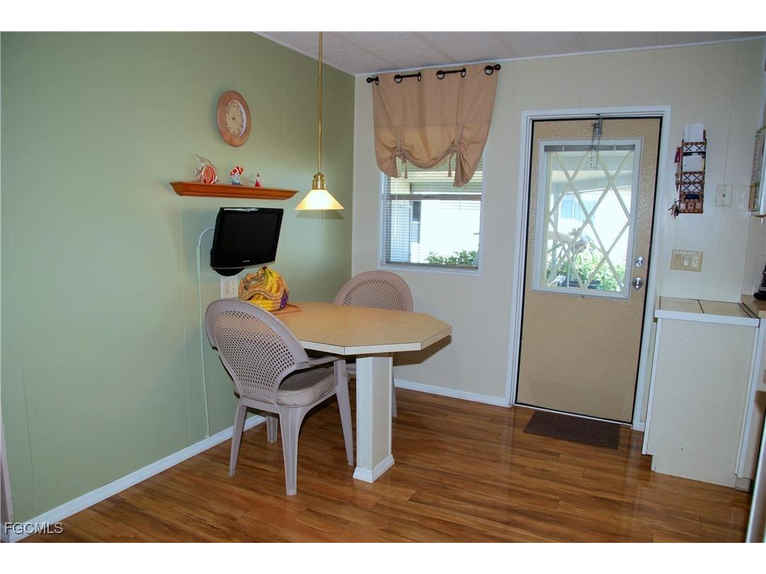 395 Snead Drive North Fort Myers FL 33903 2025008873 image17