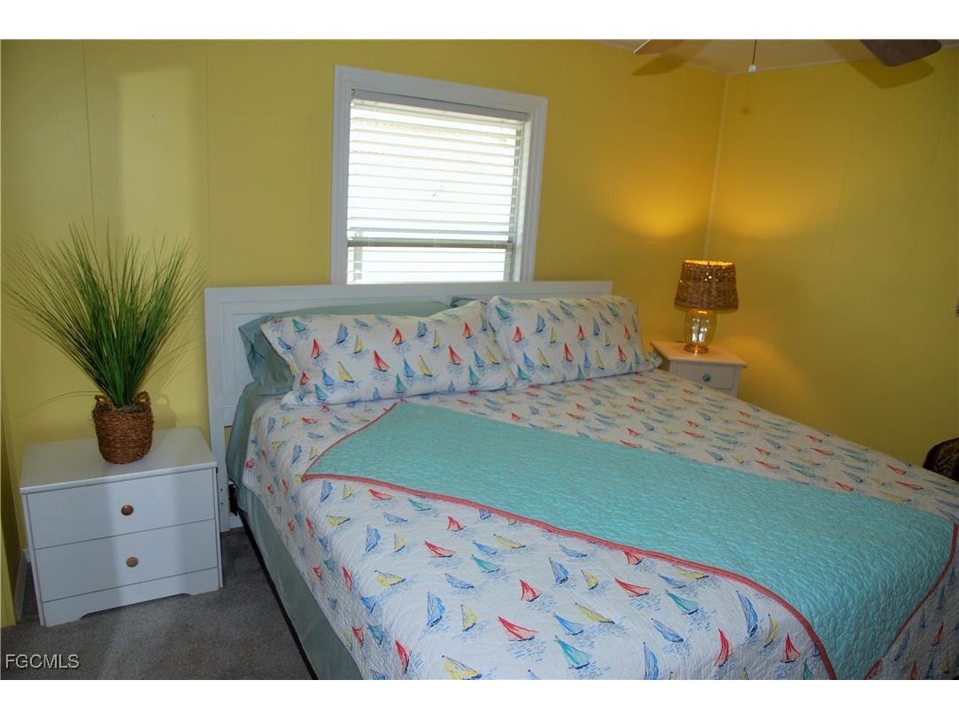 395 Snead Drive North Fort Myers FL 33903 2025008873 image21