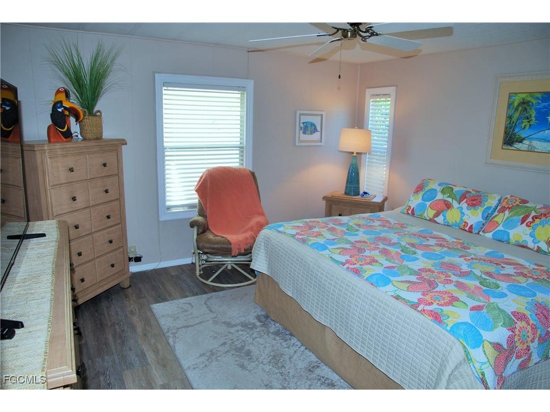 395 Snead Drive North Fort Myers FL 33903 2025008873 image22